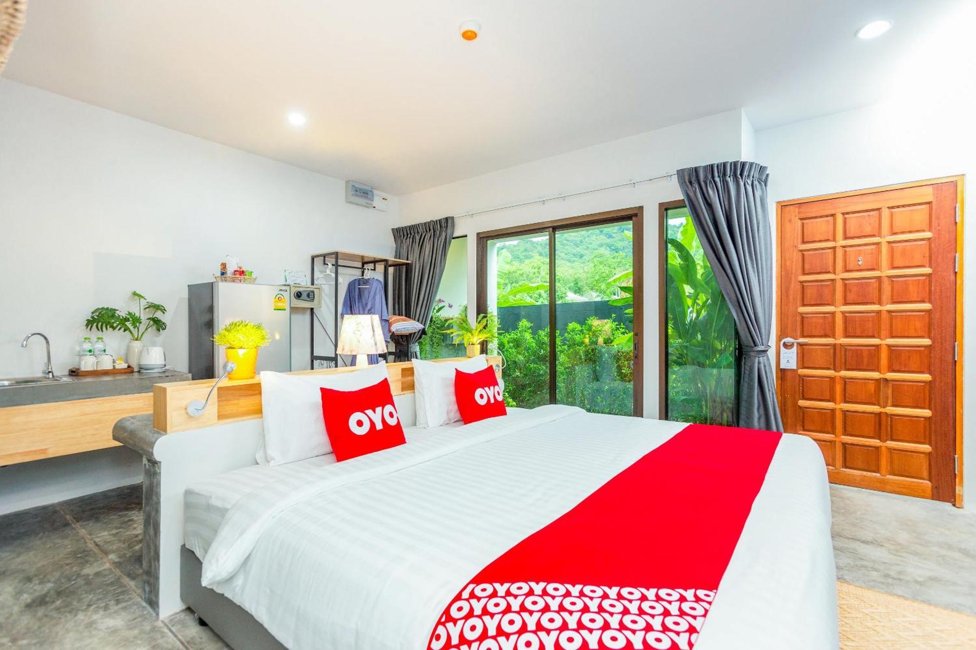 Oyo 422 Jane​ Homestay​ And​ Resort​ Rawai Esterno foto